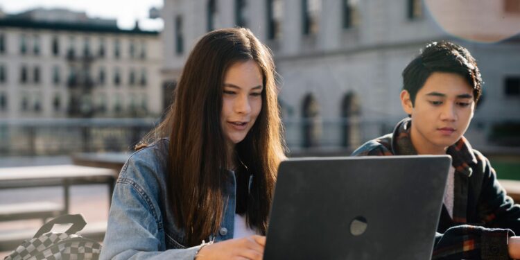 US Clears Student Visa Rule Overhaul Introducing Fixed Stay Limits for International Students