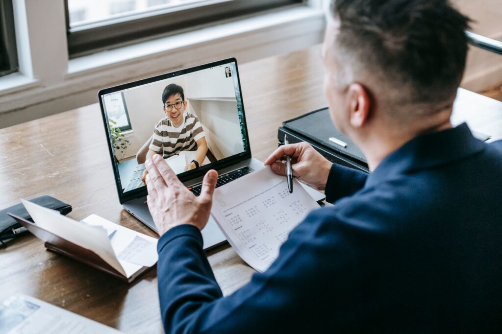 Virtual mentorship demands cross‑cultural fluency