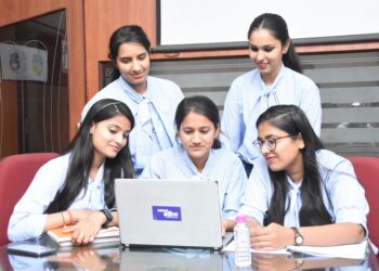 Women in India See 145% Salary Increase After Shifting to AI-Enabled Roles, Report Shows