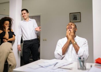 Workplace Social Comparisons Exposed