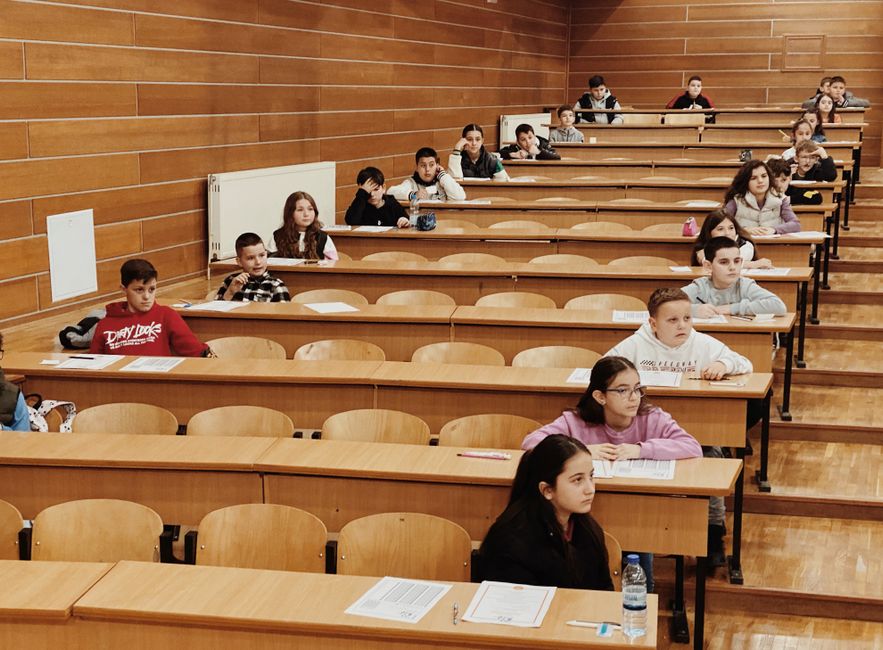 Florida Professor Fired for Assigning a Profane Story, Lawsuit Says