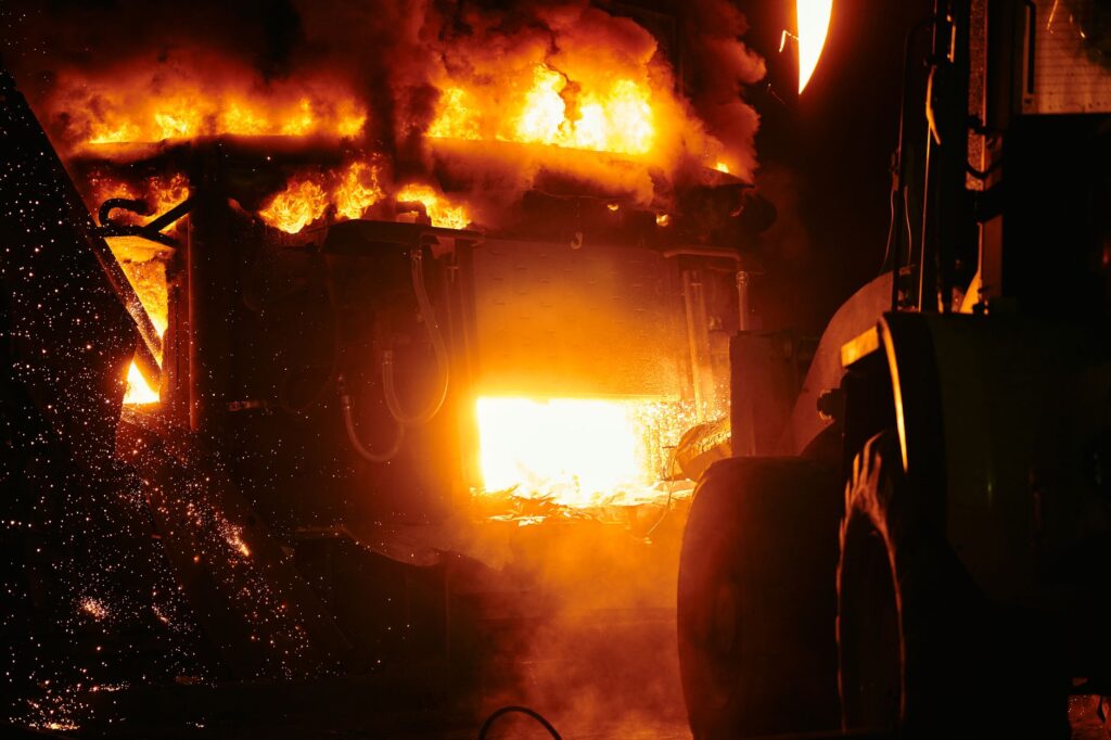 28 Workers Killed in Fujian Shoe Factory Fire, Authorities Launch Investigation