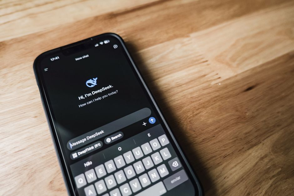 Meta Alerts Parents to Teen Distress During AI Chats | Career Outlook