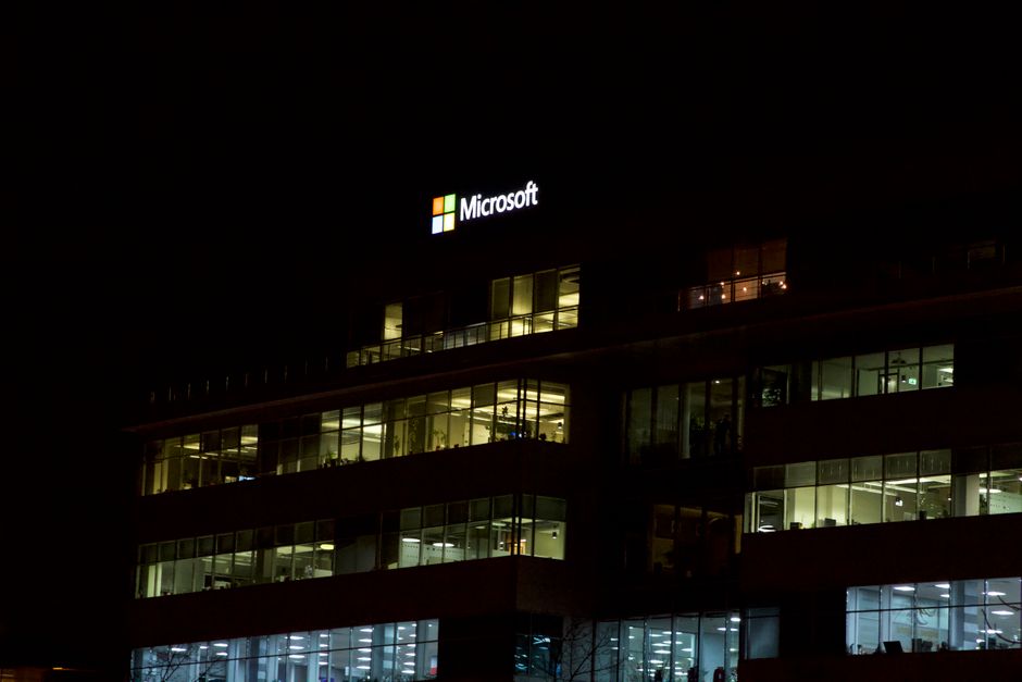 AI Companies Seek Philosophers for Ethical Guidance