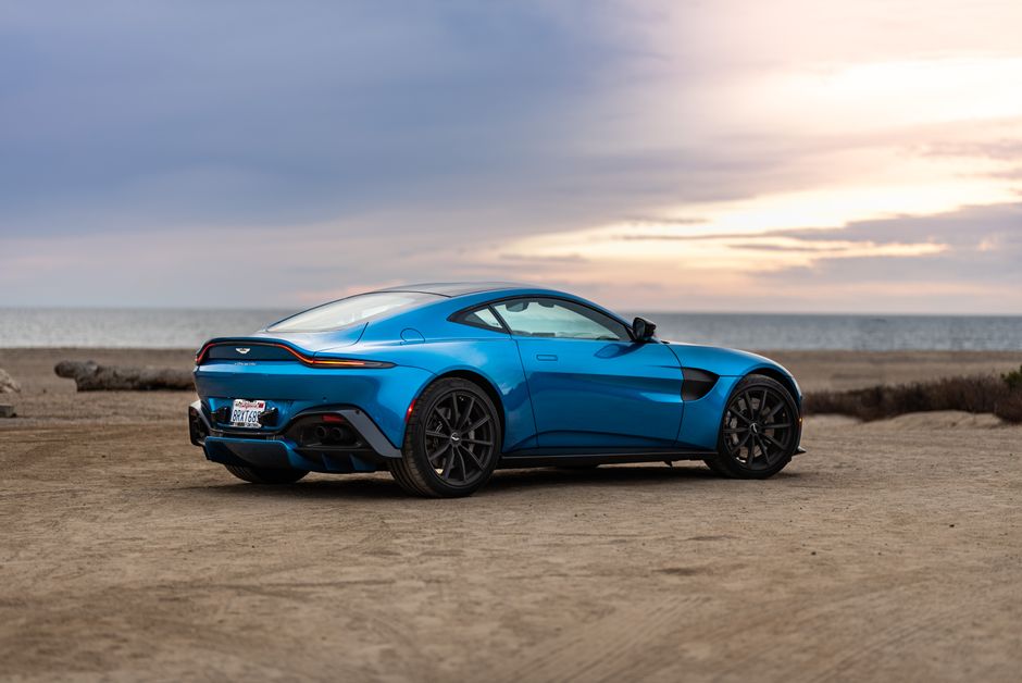 Aston Martin secures £550m loan deal