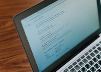 7 Strategies for Optimizing Your Resume for Voice Search Queries