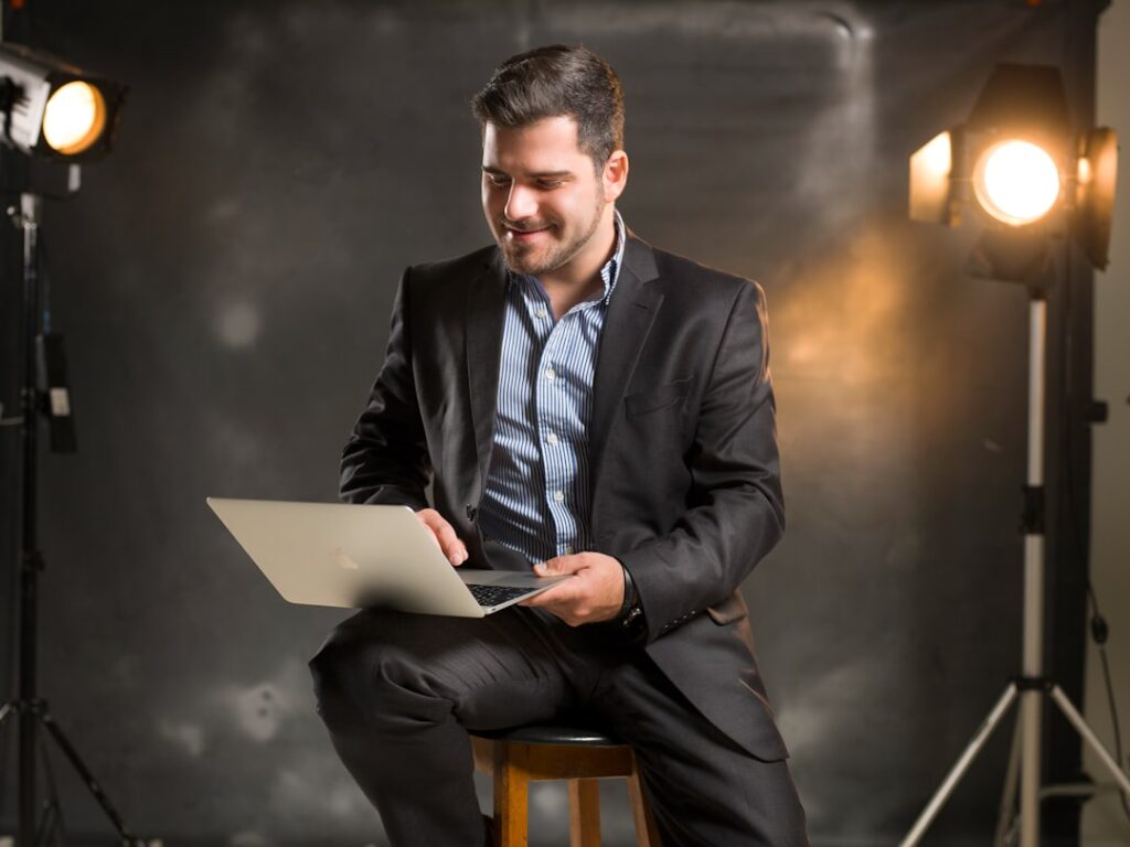 7 Ways to Craft a Compelling Personal Statement for Your LinkedIn Profile
