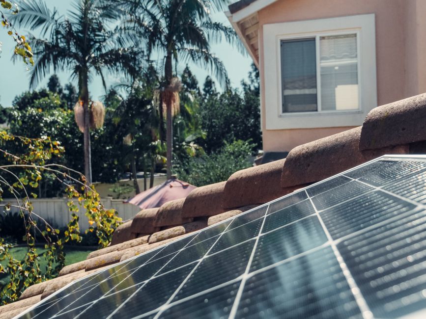 Solar Panel Adoption Hits 15-Year High Amid Rising Fossil Fuel Costs