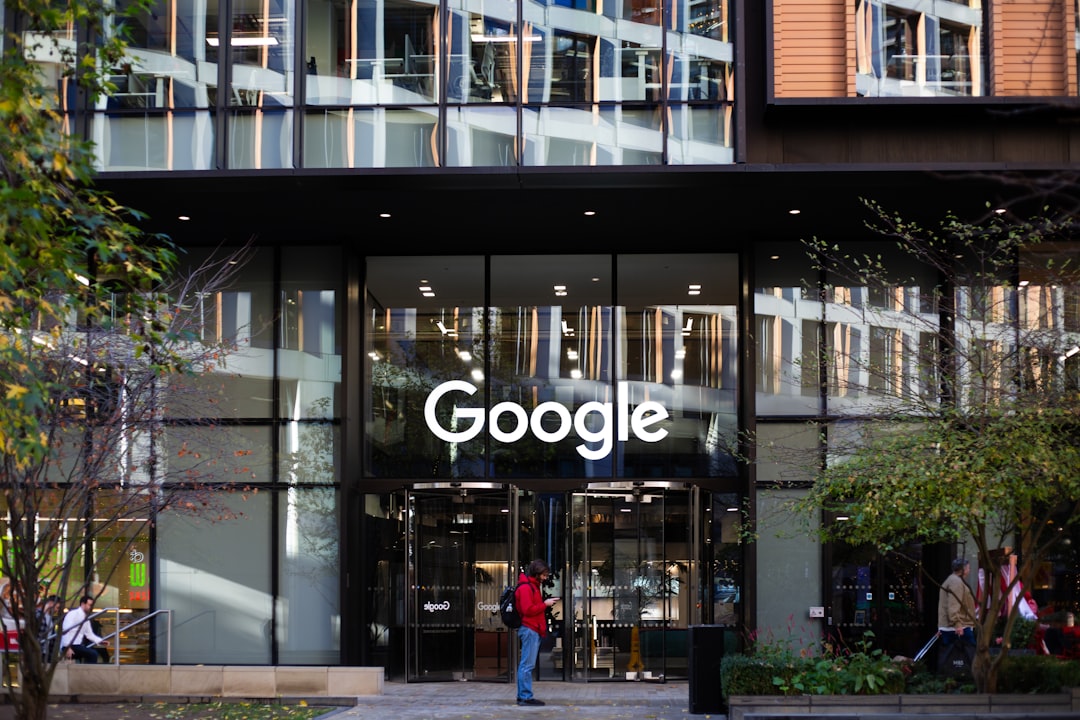 Google Develops AI Chip for Gemini Efficiency
