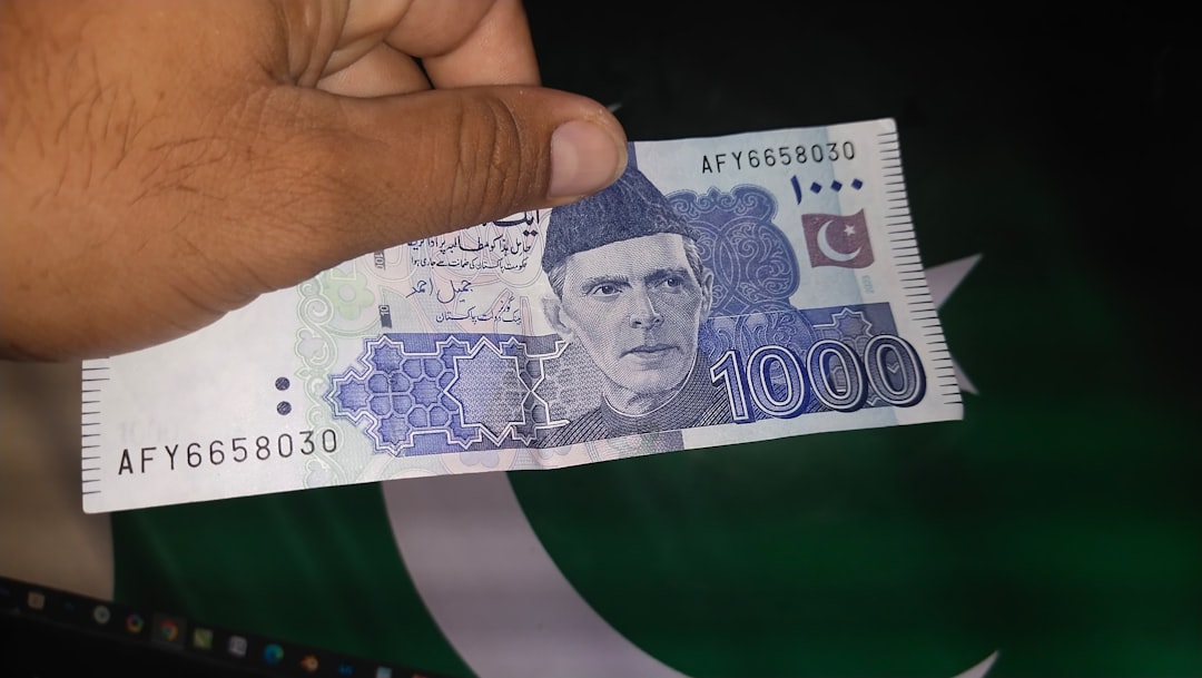 Pakistan Plans Eurobond Sale as FX Reserves Improve Further