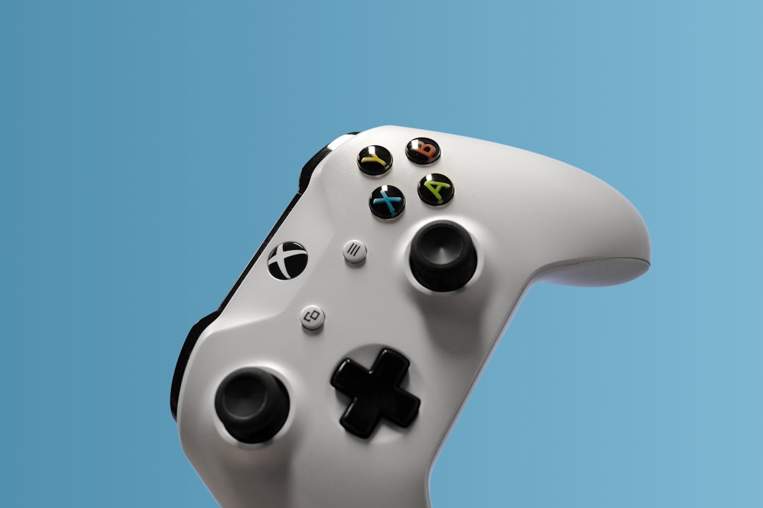 Microsoft’s Xbox to Cut 3,200 Jobs, Divest Studios