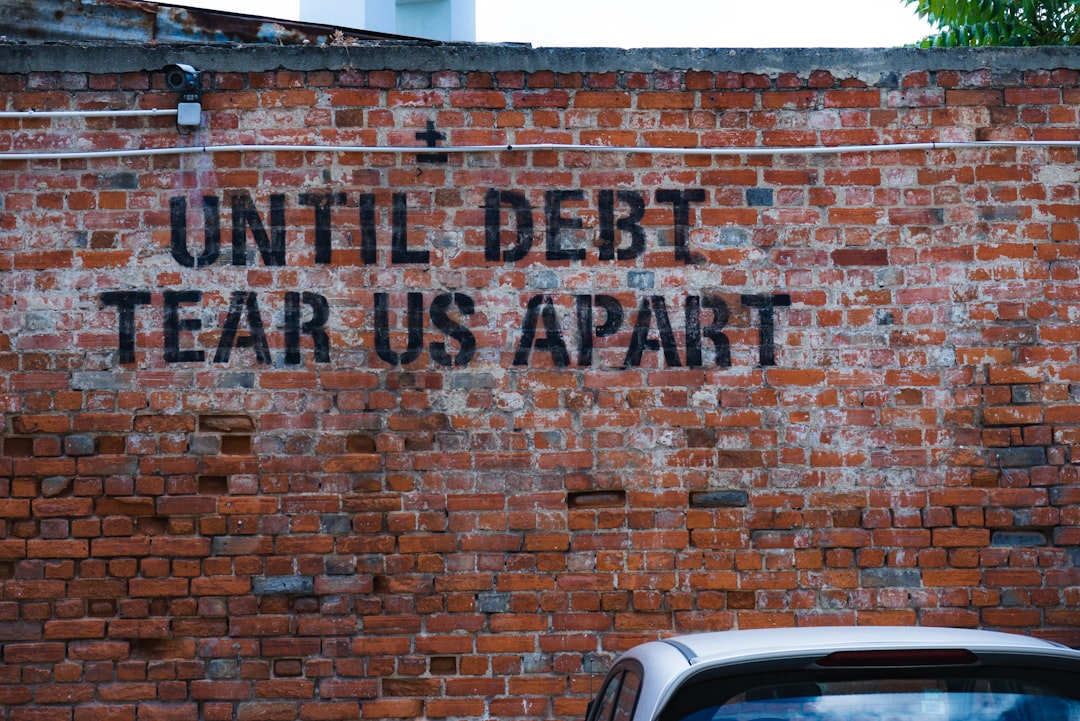 Debt-Fueled AI Investment Faces a 5% Treasury Yield Test