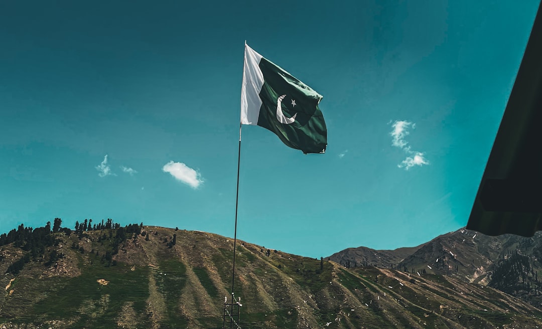 Pakistan Plans Eurobond Sale as FX Reserves Improve Further