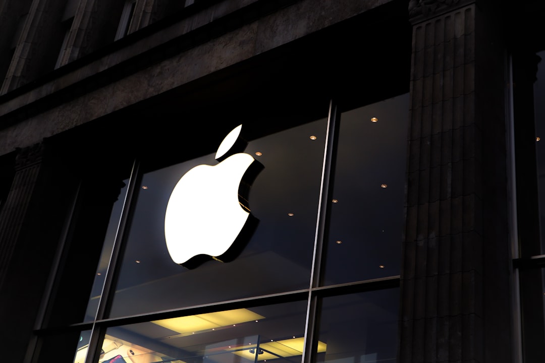 Apple Introduces iCloud Plus Tier for AI Power Users | Career Outlook
