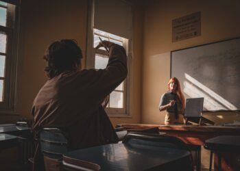 Academic mentorship’s hidden power gap threatens talent pipelines