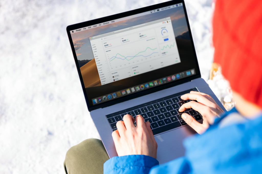 AI‑Driven Freelance Market Expands Rapidly, Traditional Roles Decline