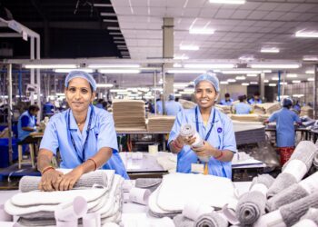 AI Drives Productivity Gains and Job Displacement Across Indian Industries