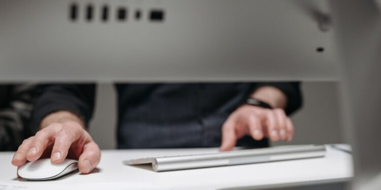 AI‑Generated Job Ads Erode Employer Brand Credibility