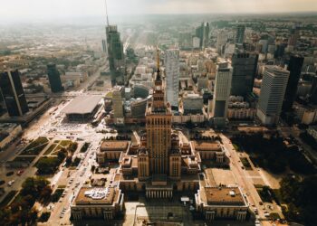 AI governance reshapes urban development pathways