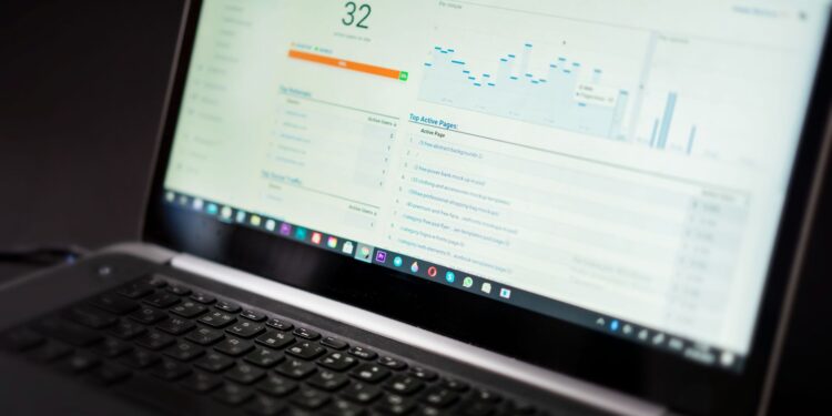 AI‑Optimized Navigation Cuts Cognitive Load in Online Learning