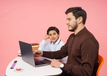 AI Tools Expand Role in U.S. K‑12 Schools, Offering New Support for Parents
