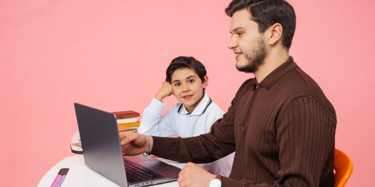 AI Tools Expand Role in U.S. K‑12 Schools, Offering New Support for Parents
