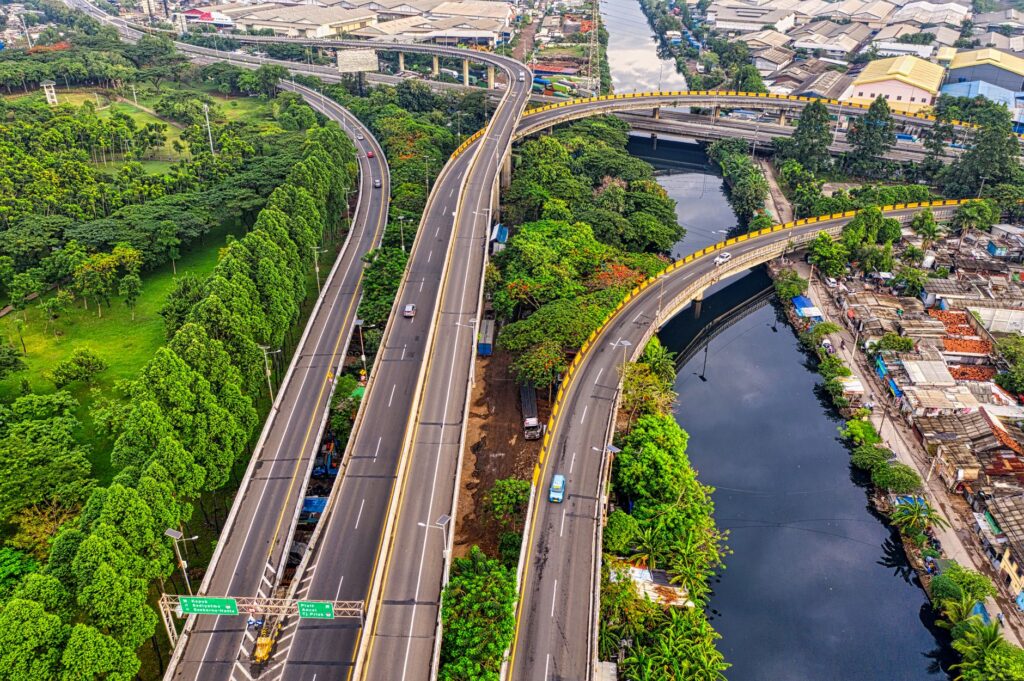 B Corps and Impact Bonds Merge to Mobilize Triple‑Bottom‑Line Capital
