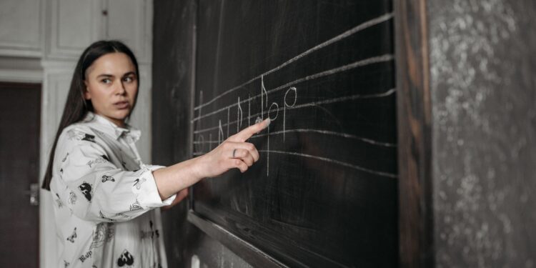 California Enacts Law Mandating Human Teachers for All K‑12 Classrooms