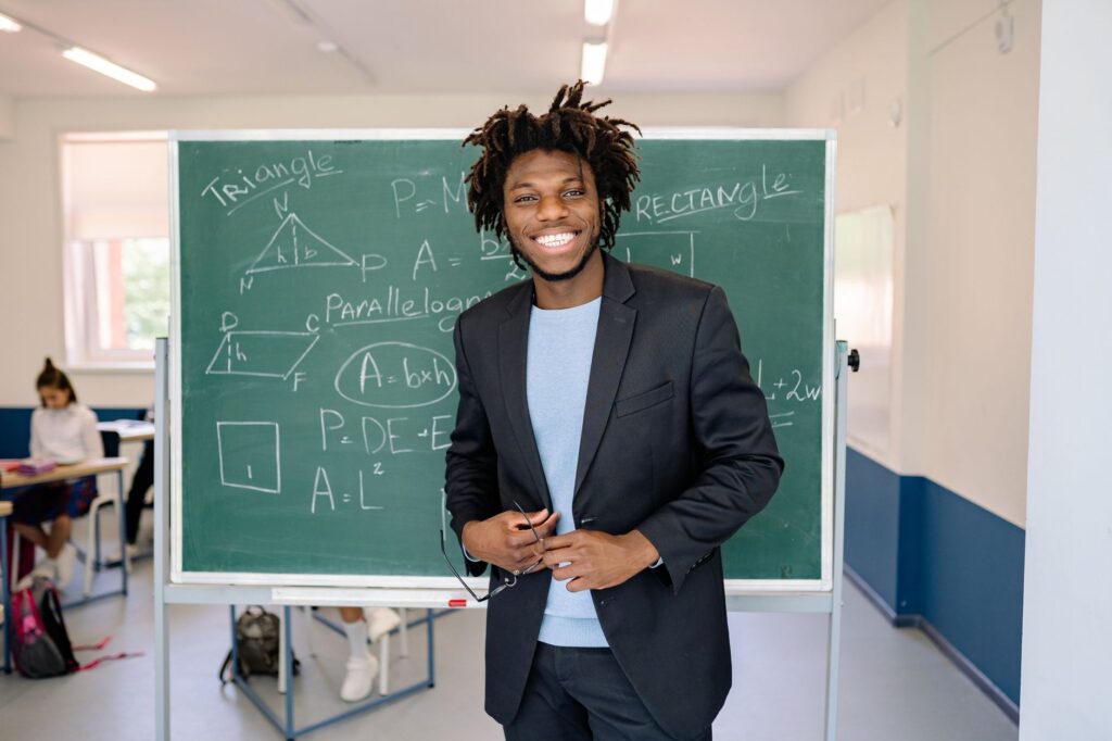 California Enacts Law Mandating Human Teachers for All K‑12 Classrooms