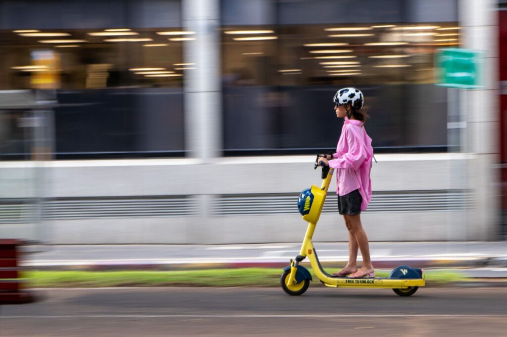 Companies adopt slow‑mobility to boost wellbeing and reduce emissions