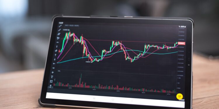 Decentralized Governance Boosts Labor Market Resilience