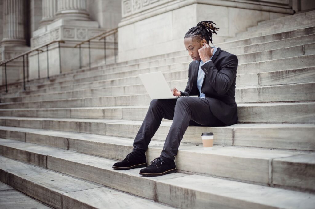 Digital detox reshapes professional identity and networks