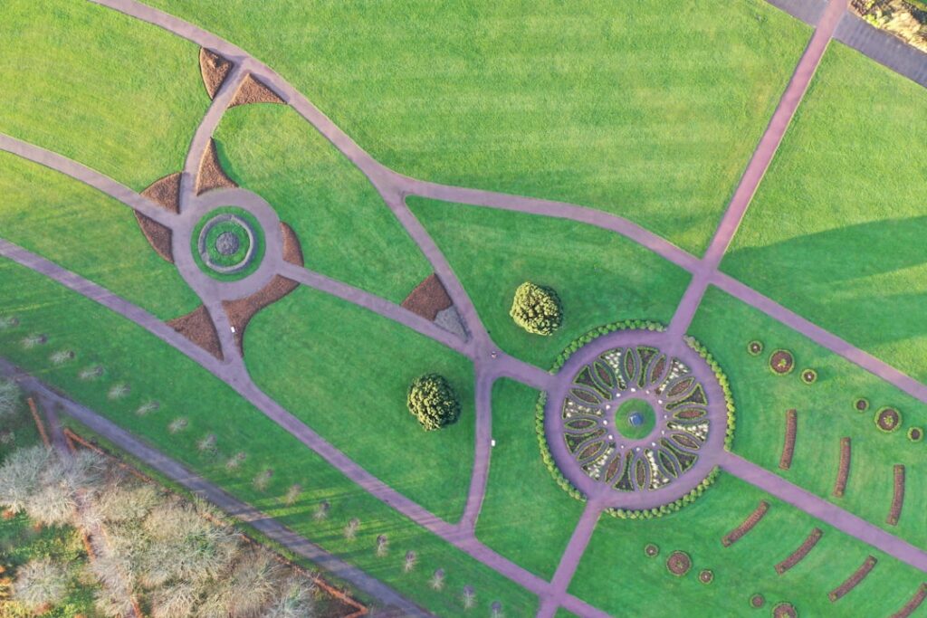 Eco‑industrial parks reshape manufacturing ecosystems