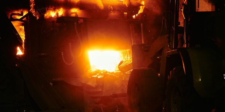 Fire at Jinjiang Shoe Factory Claims 28 Lives in Fujian Province
