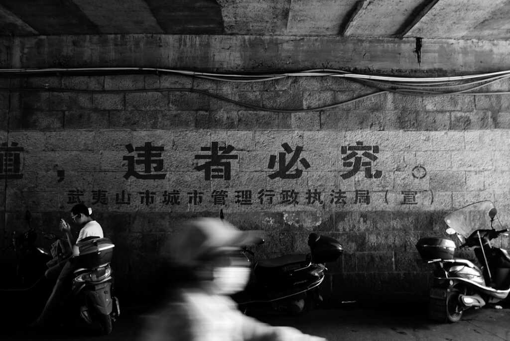 Fire at Jinjiang Shoe Factory Claims 28 Lives in Fujian Province