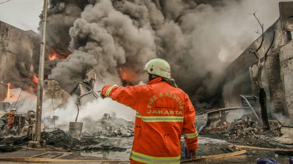 Fire at Jinjiang Shoe Factory Kills 28 Workers, Prompting National Safety Review