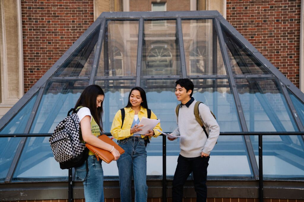 Hidden curriculum reshapes student success in universities