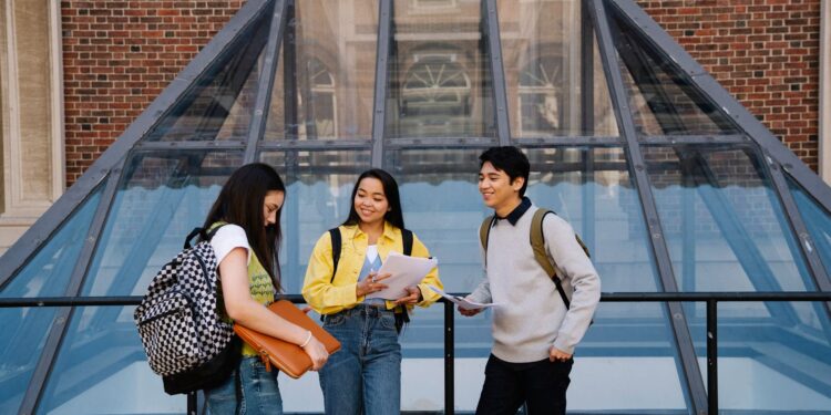Hidden curriculum reshapes student success in universities
