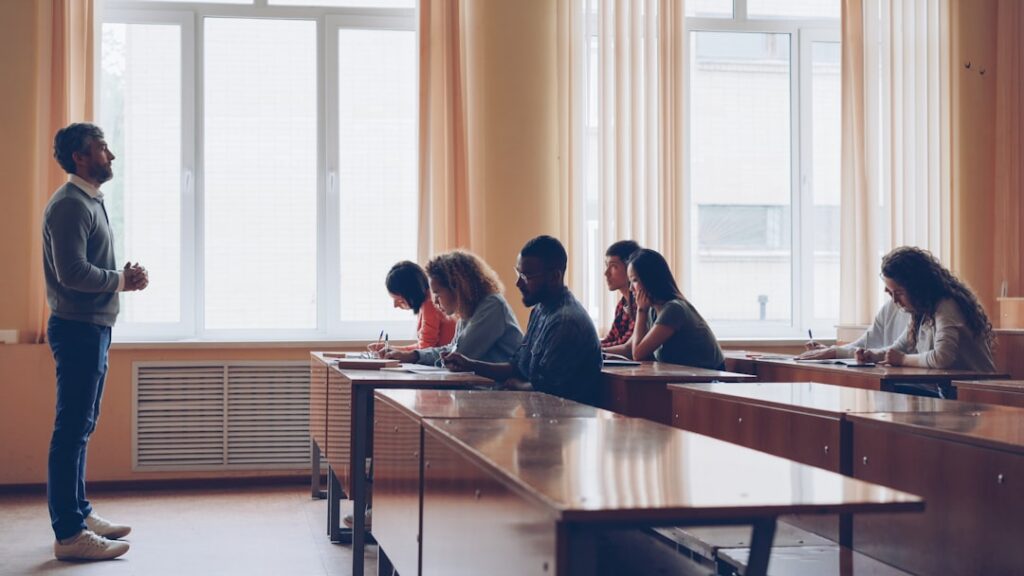 Hidden curriculum reshapes student success in universities