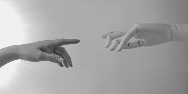 Human-AI Collaboration Redefines Workplace Dynamics
