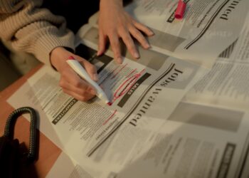 India’s IT Hiring Slows as AI Roles Expand, Job Openings Reach 28‑Month Low