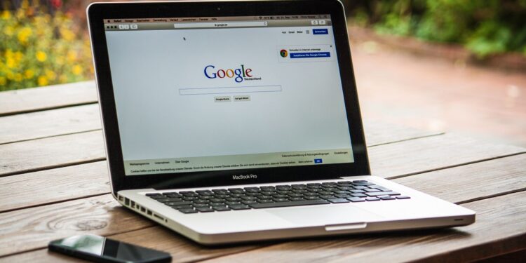 India’s Rural Learning Gap Shrinks via Mobile Platforms
