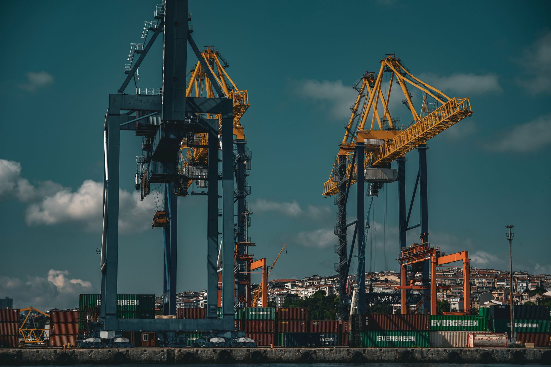 Industry 4.0 lifts productivity in emerging factories