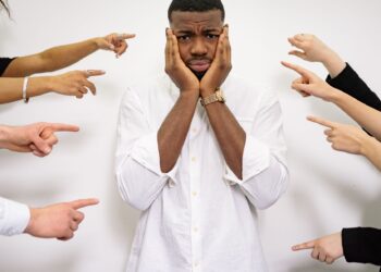Intelligent humility reshapes workplace self‑doubt