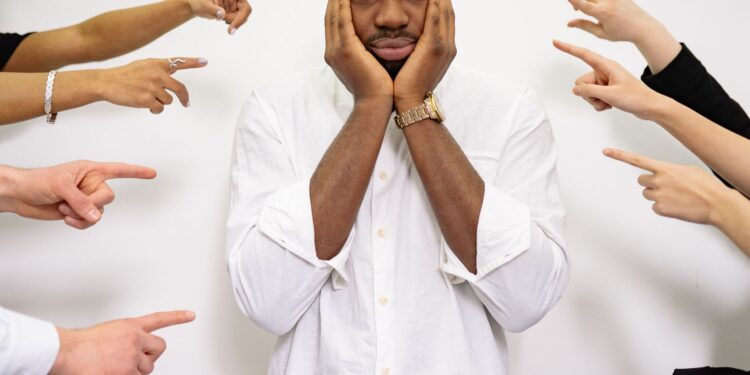 Intelligent humility reshapes workplace self‑doubt
