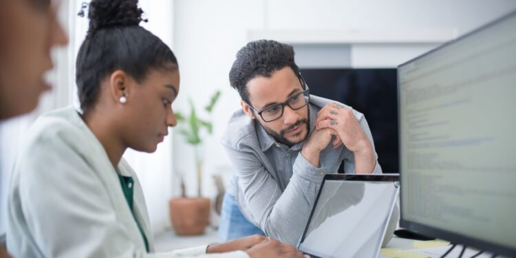 Interdisciplinary Mentorship Drives Startup Success in Diverse Ecosystems
