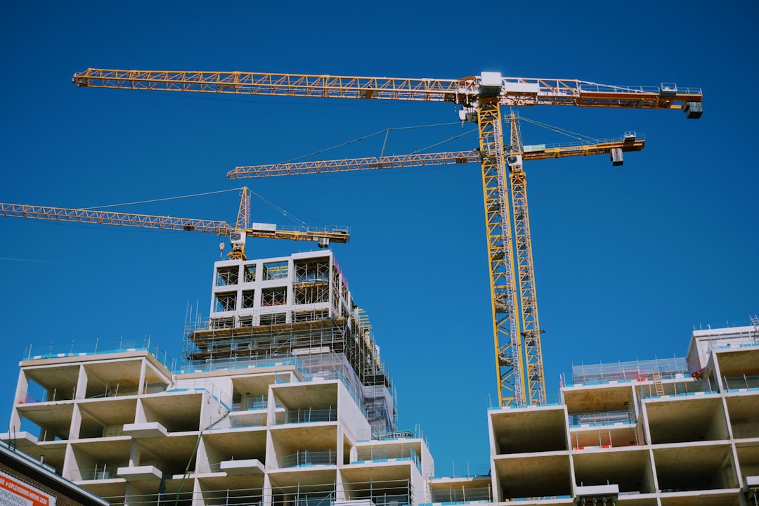 US Housing Starts Rebound on Multifamily Construction