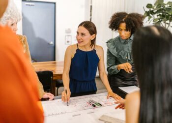 Micro‑Collaboration Drives Career Mobility in Project‑Based Workplaces