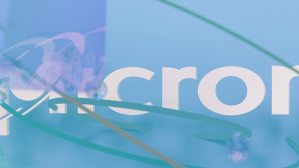 Micro‑Credentials Redefine Career Capital in Emerging Sectors