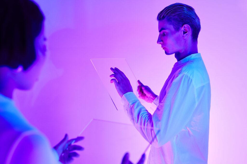 Microlearning and Emotional Intelligence Reshape Corporate Training